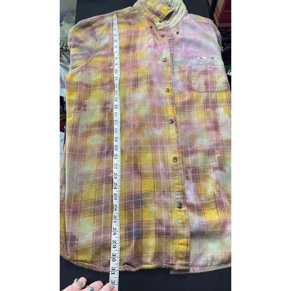 Reworked/upcycled flannel shirt - Picture 7 of 9